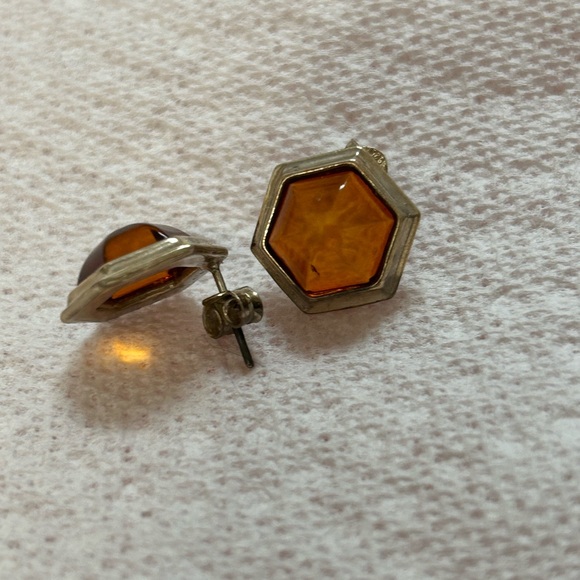 Beautiful Sterling Silver Amber Earrings - Picture 4 of 6